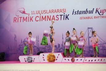 419-istanbul2019-002_2440-ceremony-01