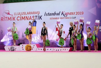 419-istanbul2019-004_5124-ceremony-02